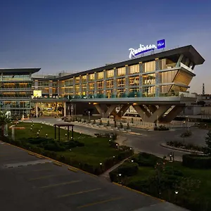 Radisson Blu Convention And Exhibition Center 5*, Riad Arabia Saudí